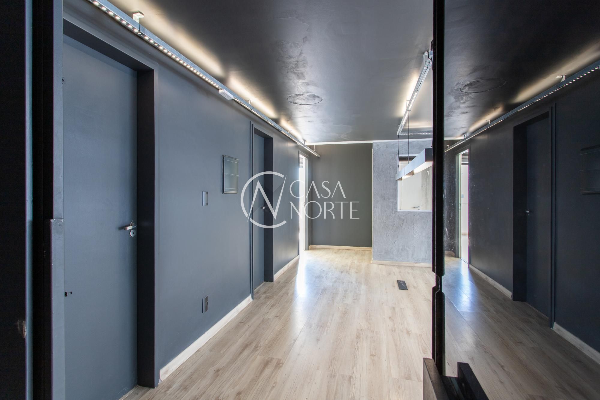 Conjunto Comercial à venda com 6 quartos, 68m², Avenida Alberto Bins no bairro Independência em Porto Alegre