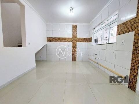 Casa à venda com 2 quartos, 100m², 2 suítes, 1 vaga, Avenida Nossa Senhora de Guadalupe no bairro Hípica em Porto Alegre