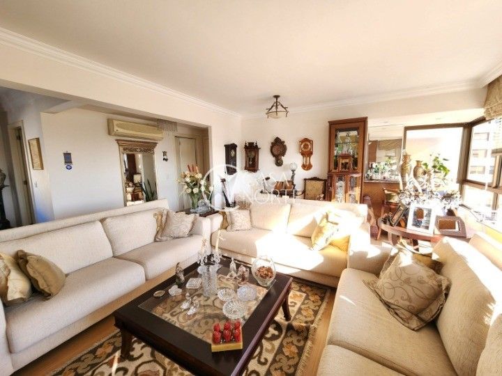 Apartamento à venda com 3 quartos, 196m², 2 suítes, 3 vagas, Rua Costa no bairro Menino Deus em Porto Alegre
