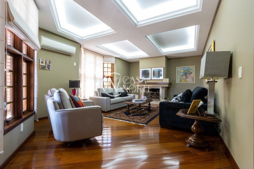 Casa de Condomínio à venda com 4 quartos, 425m², 2 suítes, 3 vagas, Rua Alcebíades Antônio dos Santos no bairro Nonoai em Porto Alegre