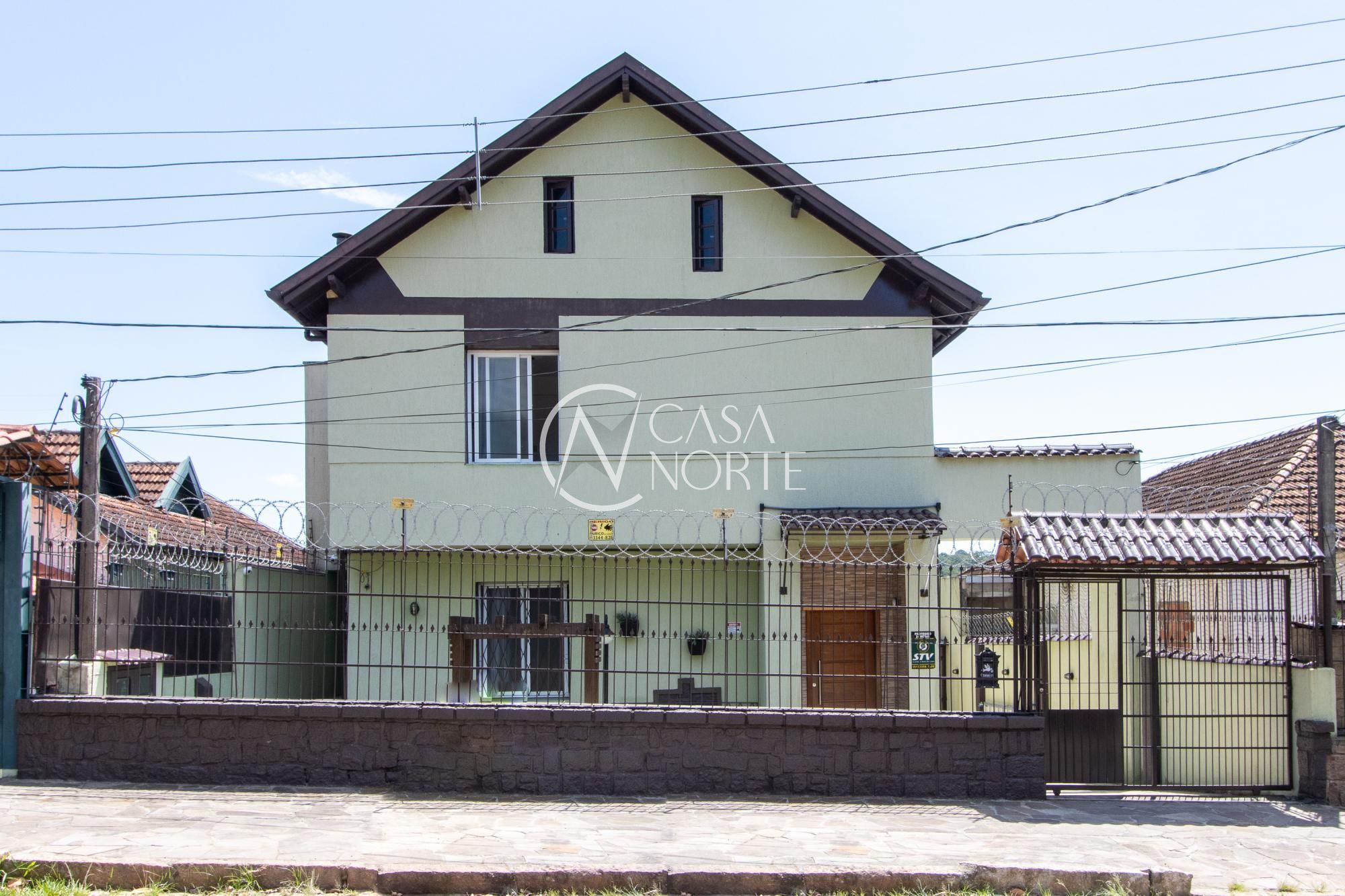 Casa à venda com 6 quartos, 0m², 2 suítes, 4 vagas, Rua Oscar Tollens no bairro Santa Tereza em Porto Alegre