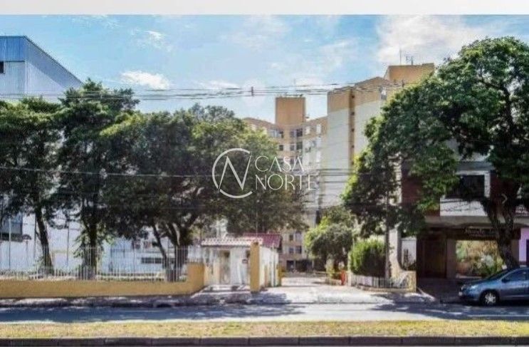 Box à venda , 12m², Avenida Wenceslau Escobar no bairro Tristeza em Porto Alegre