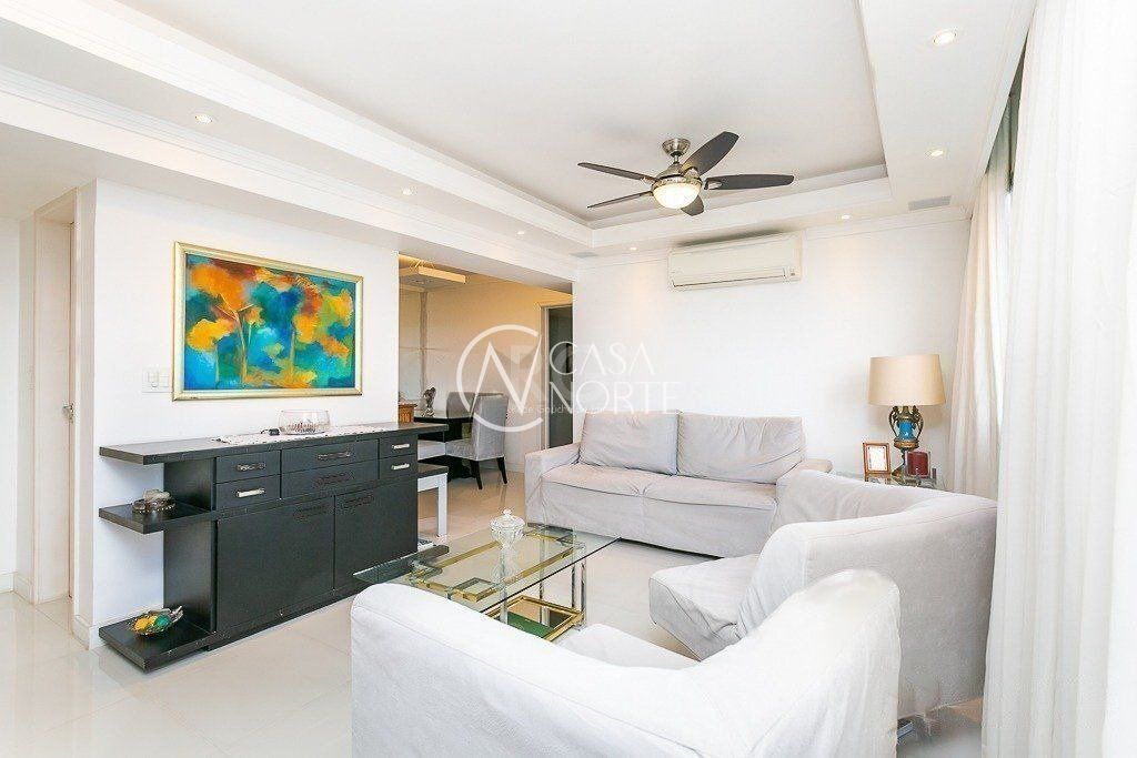 Apartamento à venda com 3 quartos, 110m², 2 suítes, 1 vaga, Rua Riveira no bairro Petrópolis em Porto Alegre