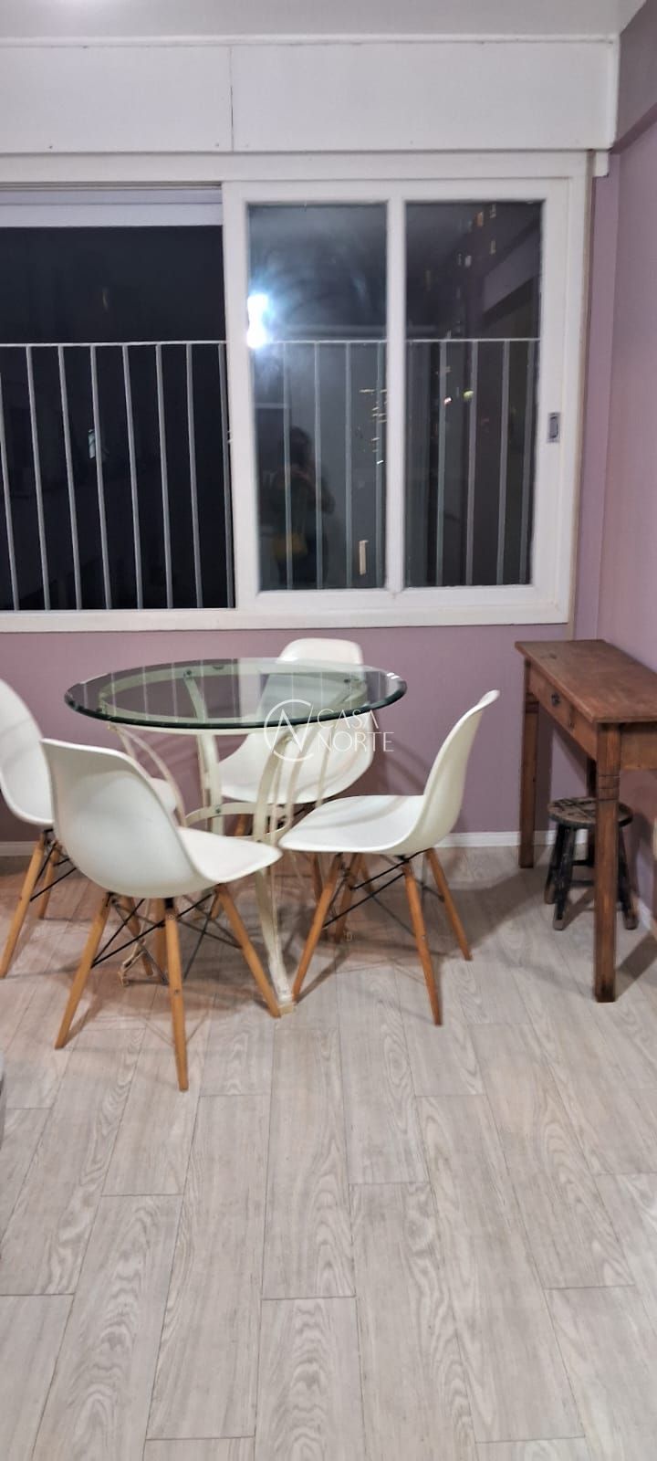 Apartamento à venda com 2 quartos, 45m², 1 suíte, Avenida Loureiro da Silva no bairro Cidade Baixa em Porto Alegre