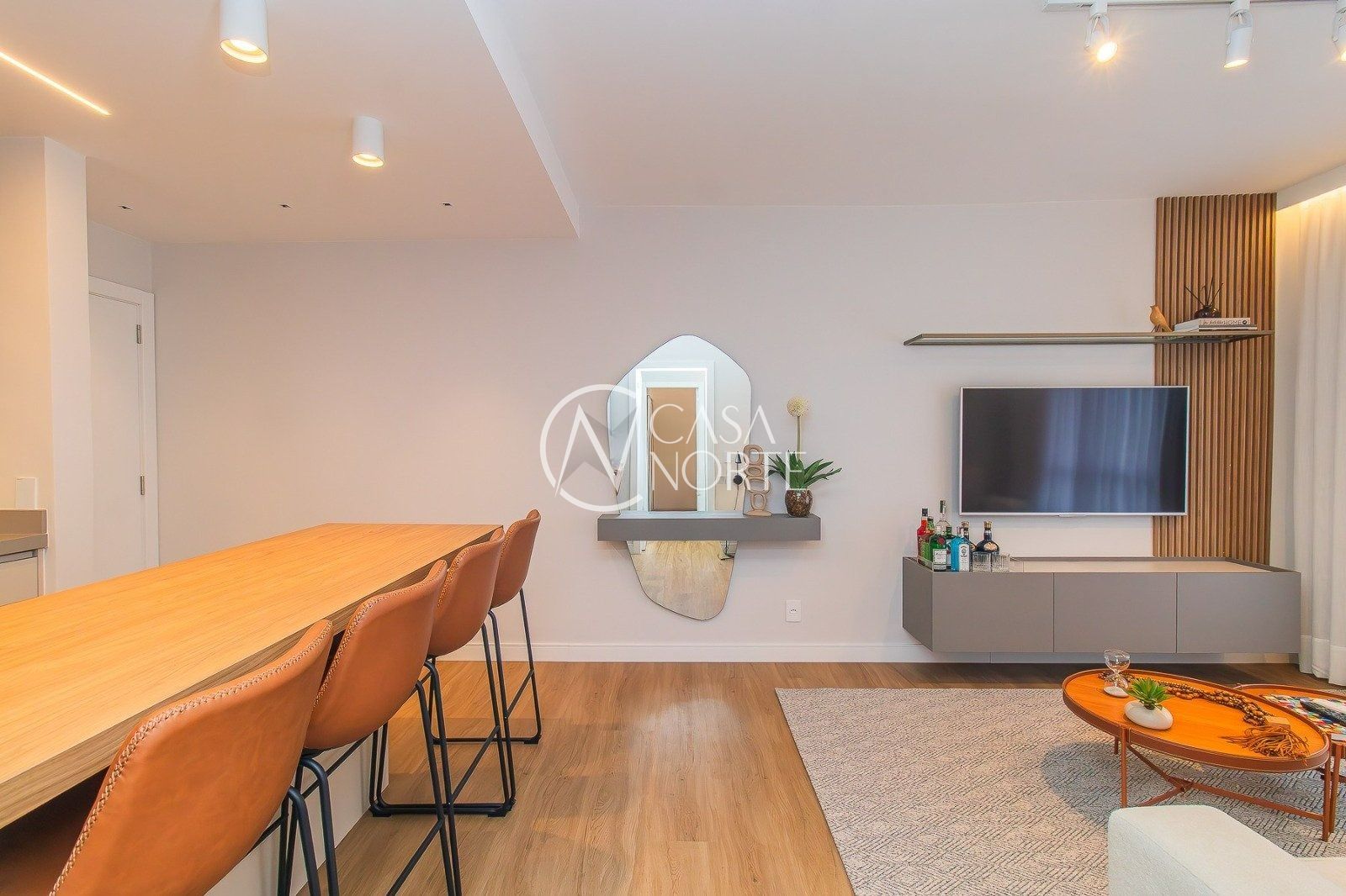 Apartamento à venda com 2 quartos, 100m², 1 suíte, Avenida João Wallig no bairro Passo da Areia em Porto Alegre