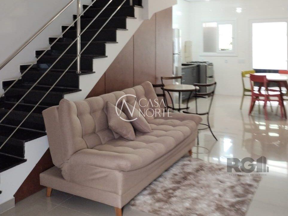 Casa à venda com 3 quartos, 131m², 1 suíte, 2 vagas, Rua Angico no bairro Hípica em Porto Alegre