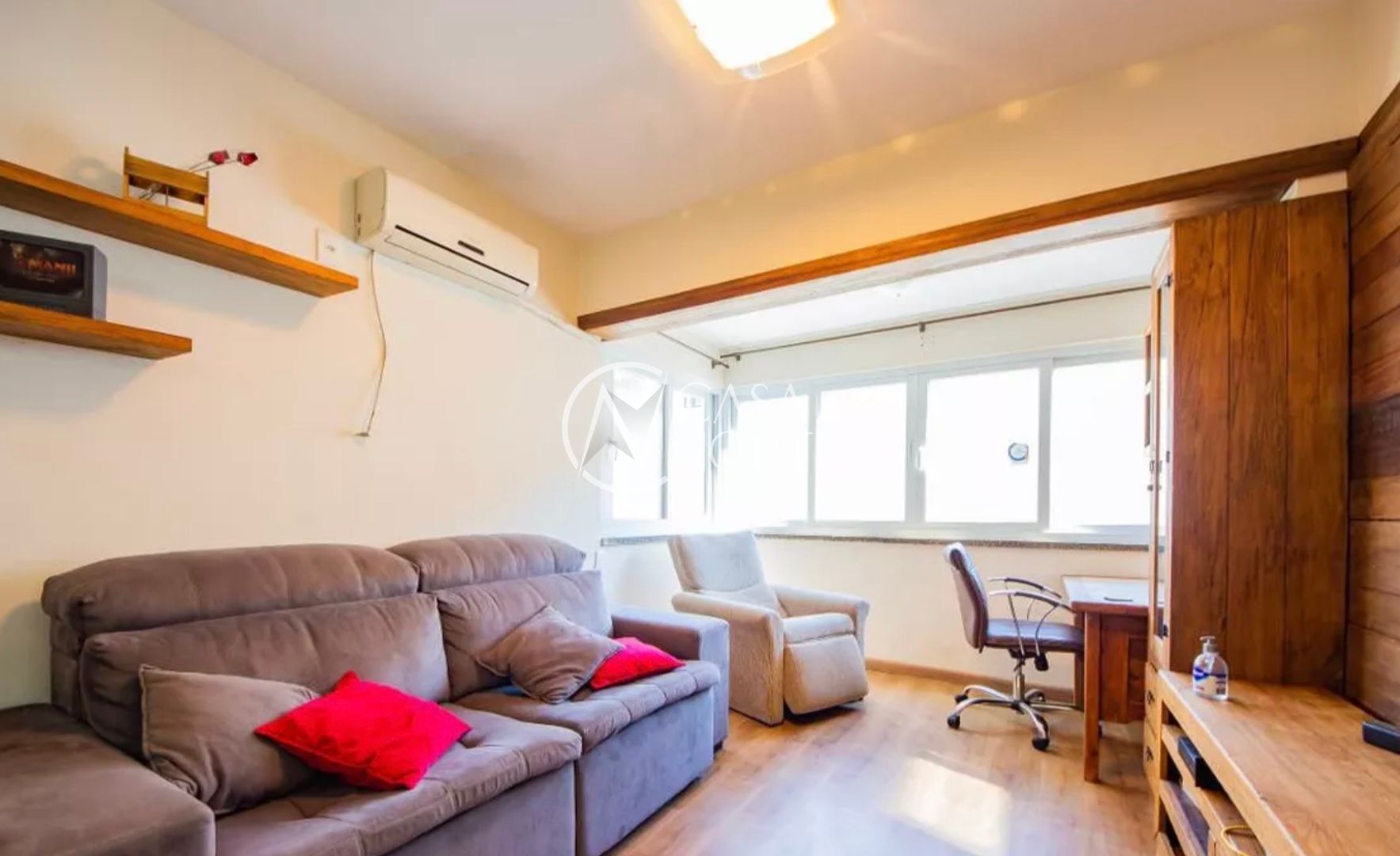 Apartamento à venda com 1 quarto, 50m², 1 vaga, Rua Santa Isabel no bairro Bom Jesus em Porto Alegre