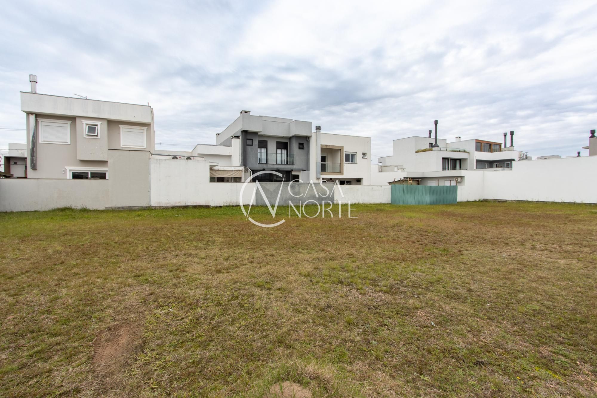 Terreno à venda  com 154m², Rua Monsenhor Augusto Dalvit no bairro Aberta dos Morros em Porto Alegre