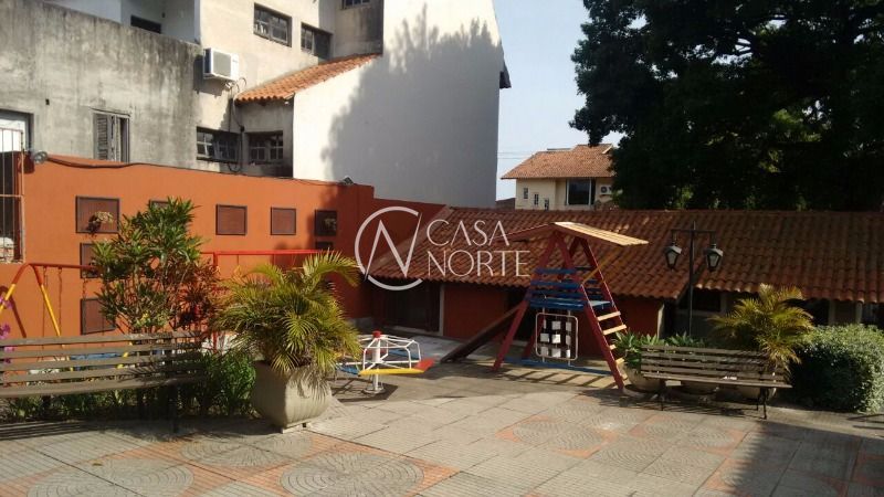 Casa de Condomínio à venda com 3 quartos, 173m², 1 suíte, 2 vagas, Rua Doutor Pereira Neto no bairro Tristeza em Porto Alegre