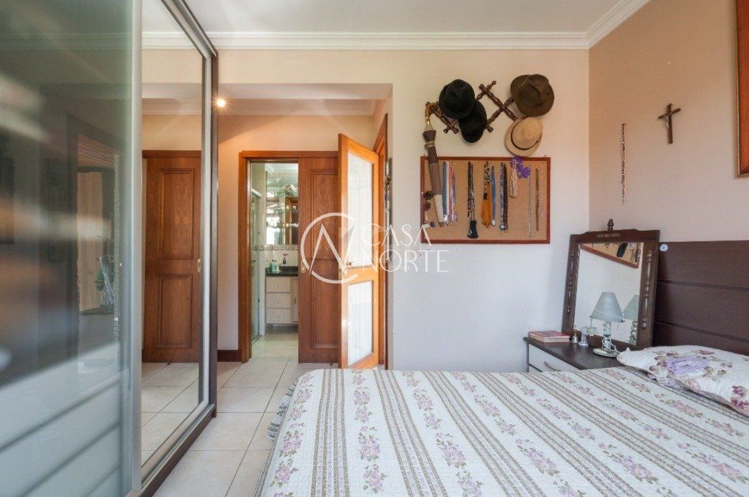 Apartamento à venda com 2 quartos, 78m², 1 suíte, 2 vagas, Rua Doutor Barcelos no bairro Tristeza em Porto Alegre