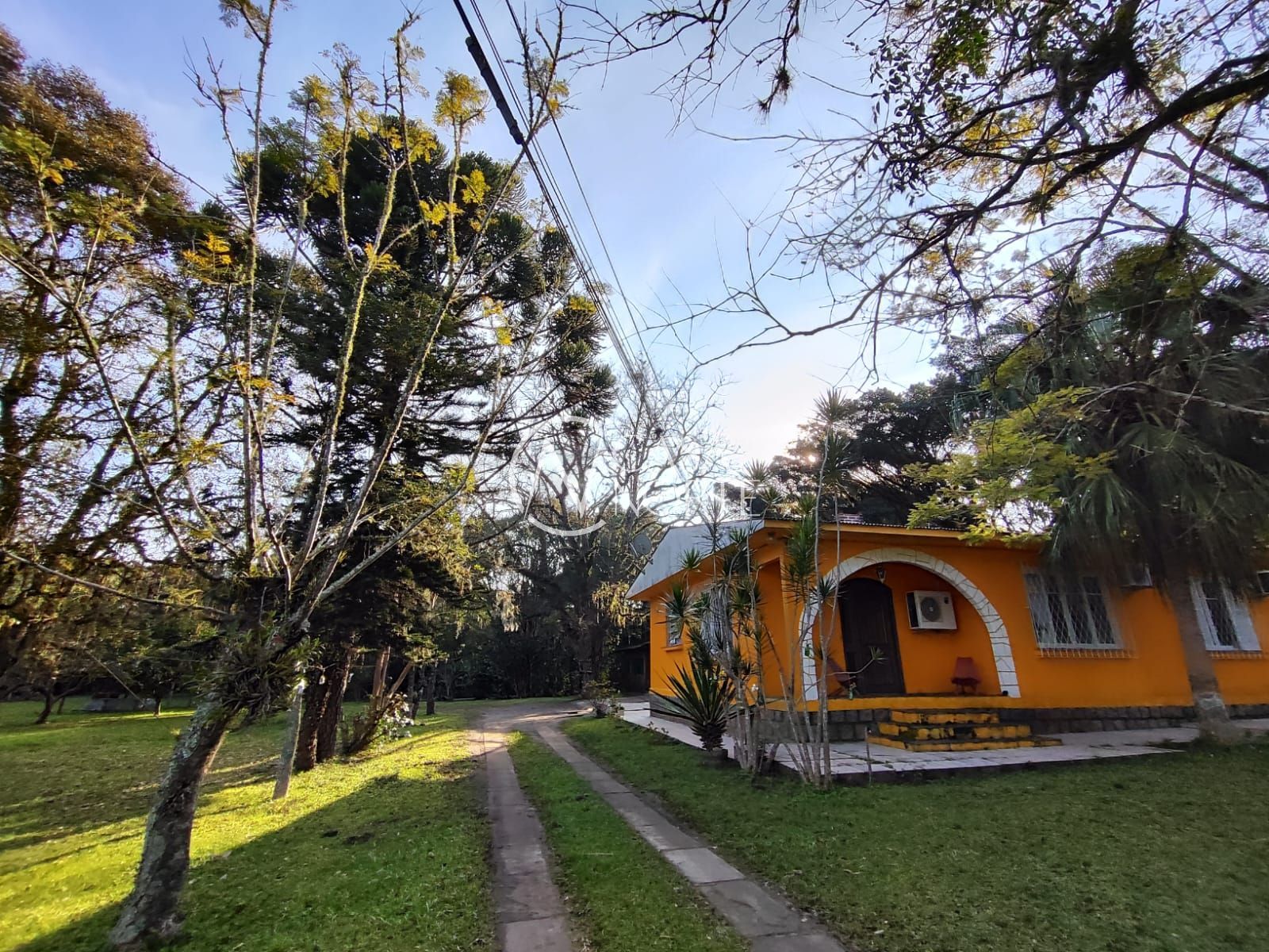 Chácara à venda com 3 quartos, 150m², 3 vagas, Rua Major Tito no bairro Belém Velho em Porto Alegre