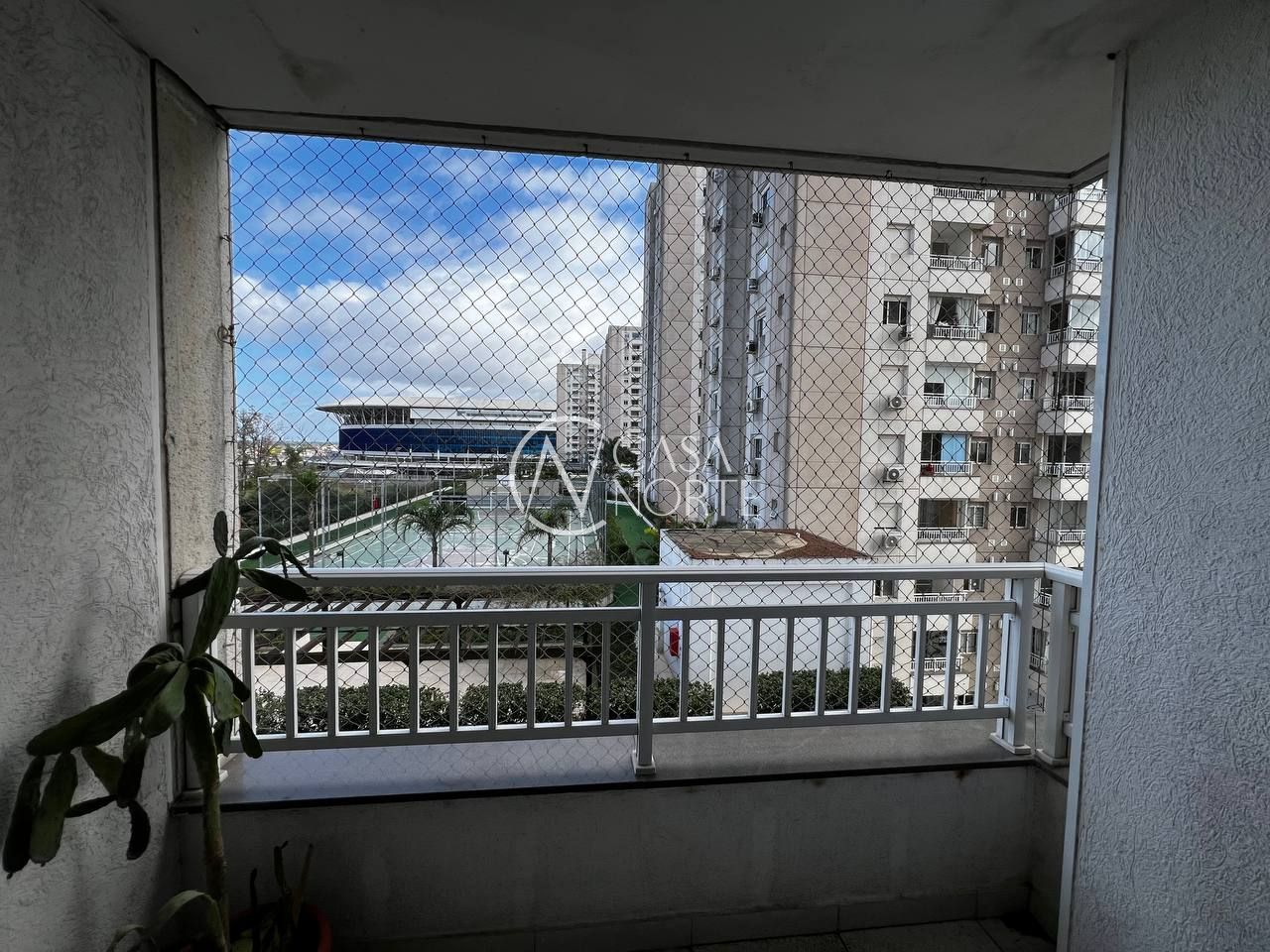 Apartamento à venda com 3 quartos, 65m², 1 suíte, Rua Airton Ferreira da Silva no bairro Farrapos em Porto Alegre