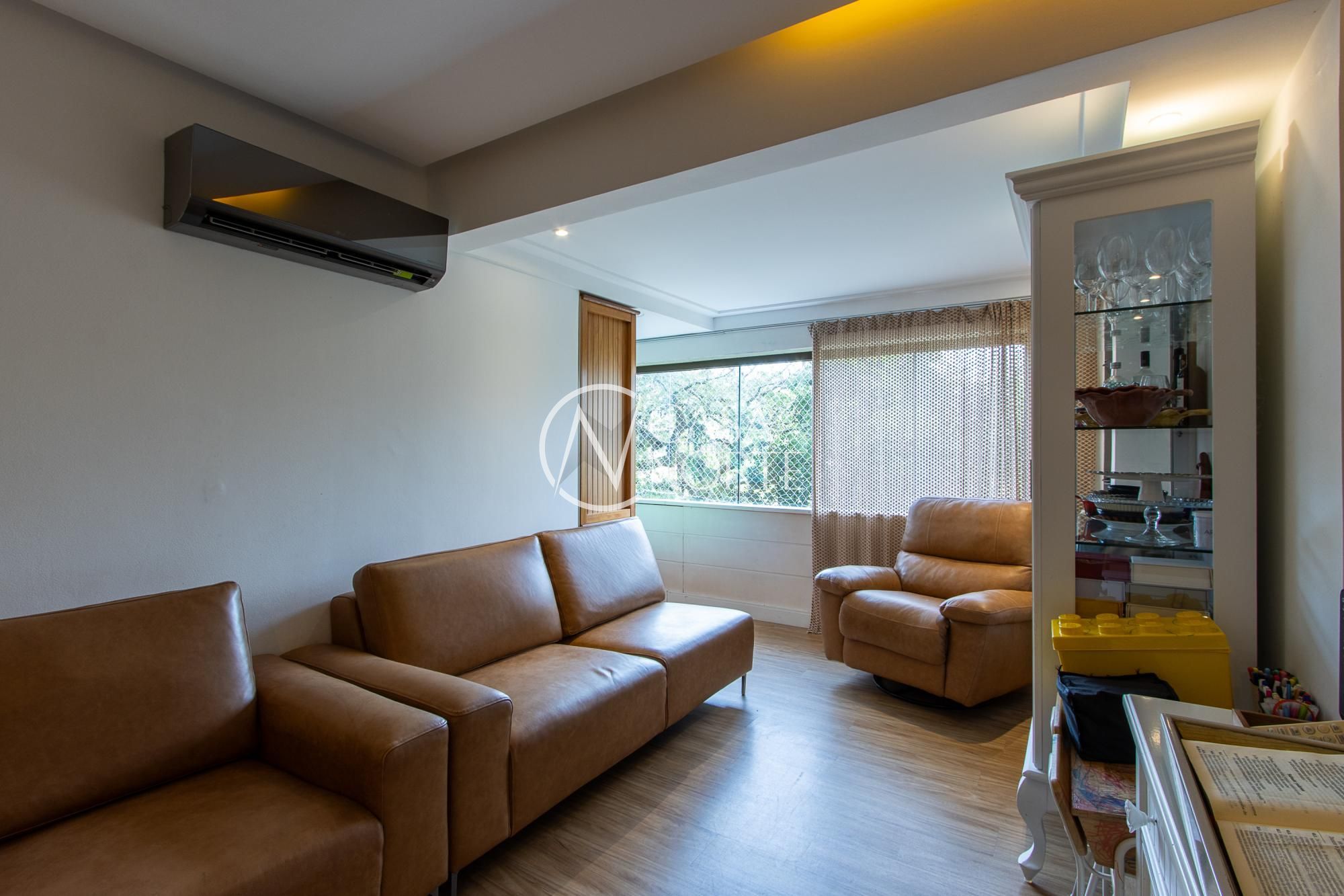 Apartamento à venda com 3 quartos, 100m², 1 suíte, 1 vaga, Rua Doutor Armando Barbedo no bairro Tristeza em Porto Alegre