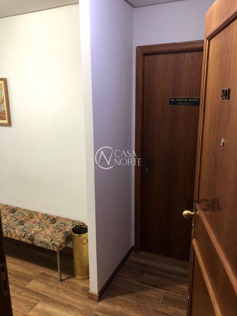 Sala Comercial à venda , 74m², Rua Vicente da Fontoura no bairro Rio Branco em Porto Alegre