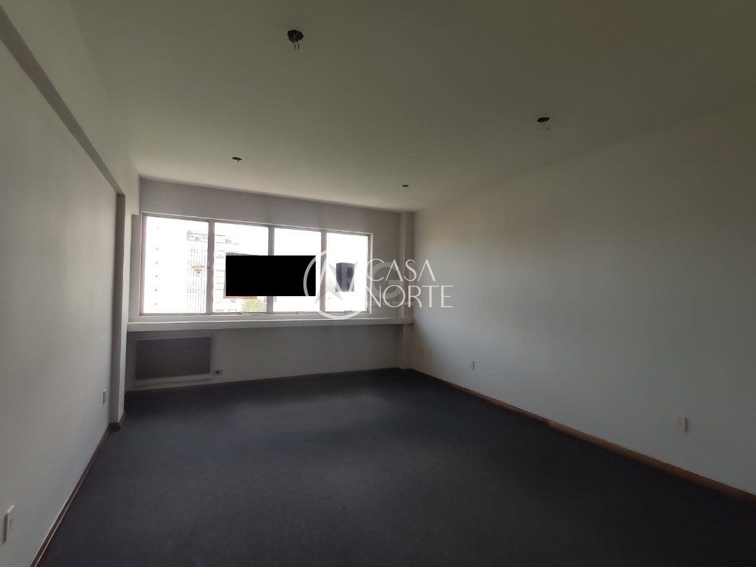 Sala Comercial à venda , 38m², Avenida Itaqui no bairro Petrópolis em Porto Alegre