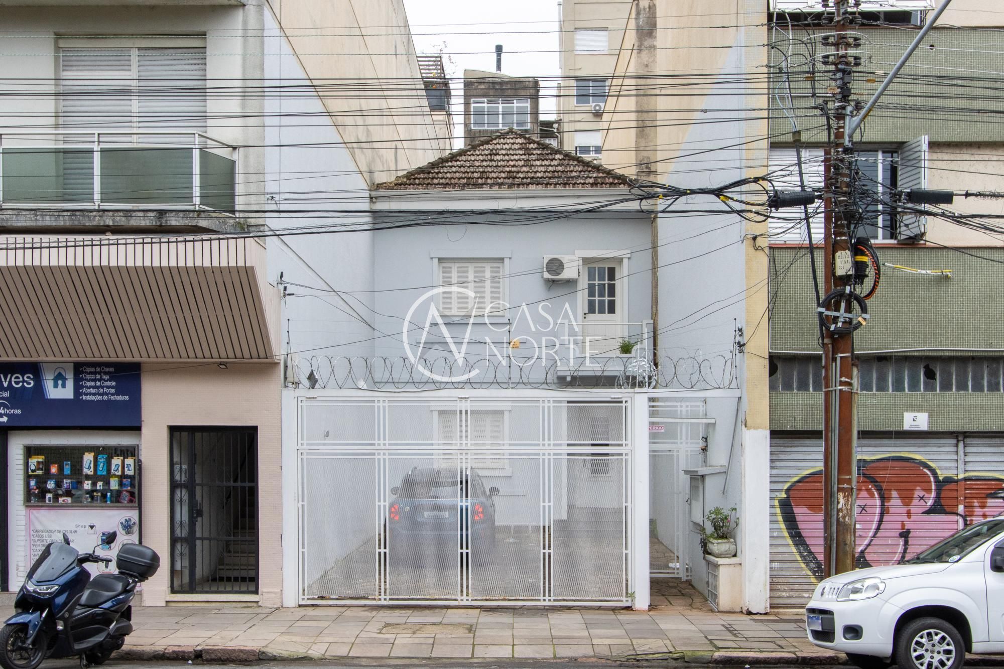 Casa Comercial à venda , 231m², Rua Washington Luiz no bairro Centro Histórico em Porto Alegre