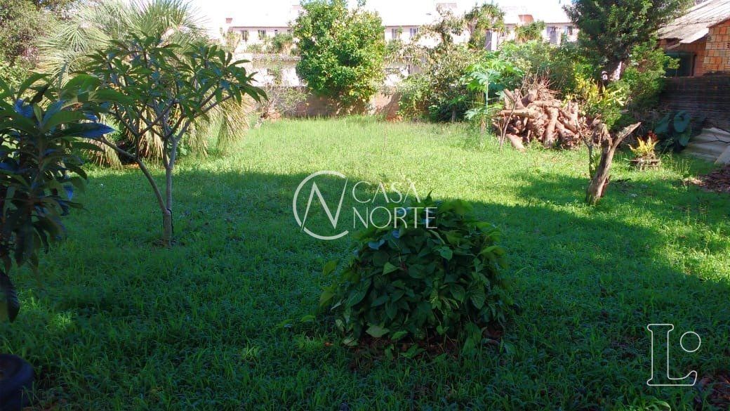 Casa à venda com 3 quartos, 150m², Rua Pedro Rodrigues Bittencourt no bairro Vila Nova em Porto Alegre