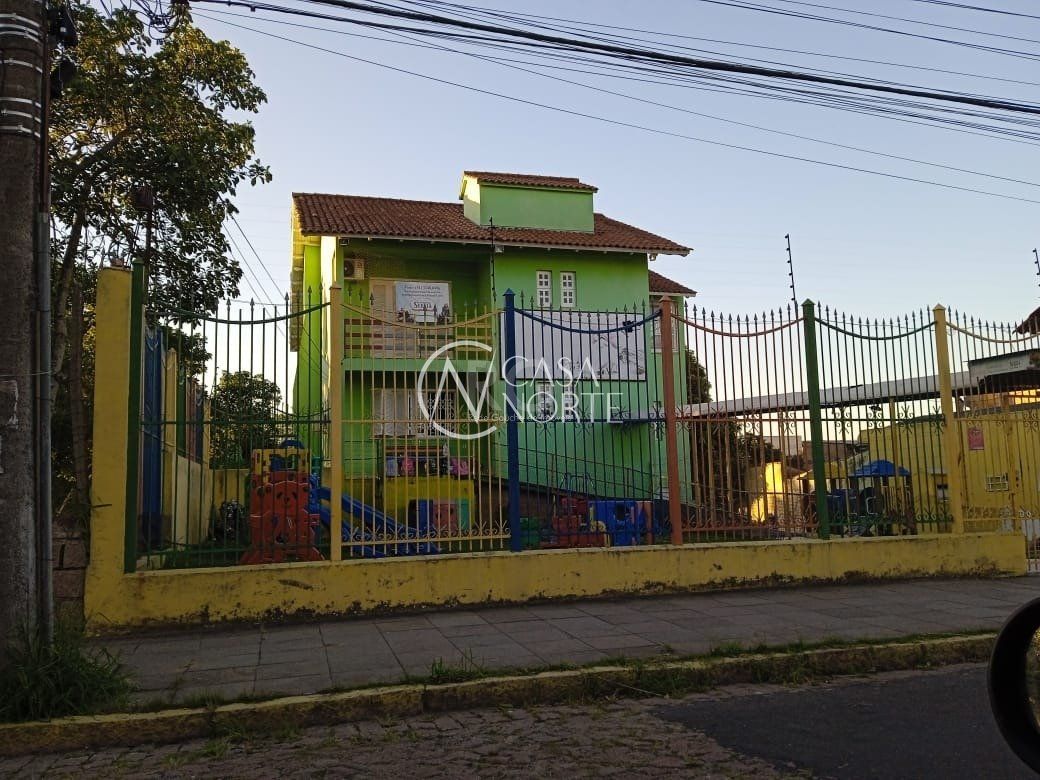 Casa Comercial à venda  com 0m², Rua Doutor Mário Totta no bairro Tristeza em Porto Alegre