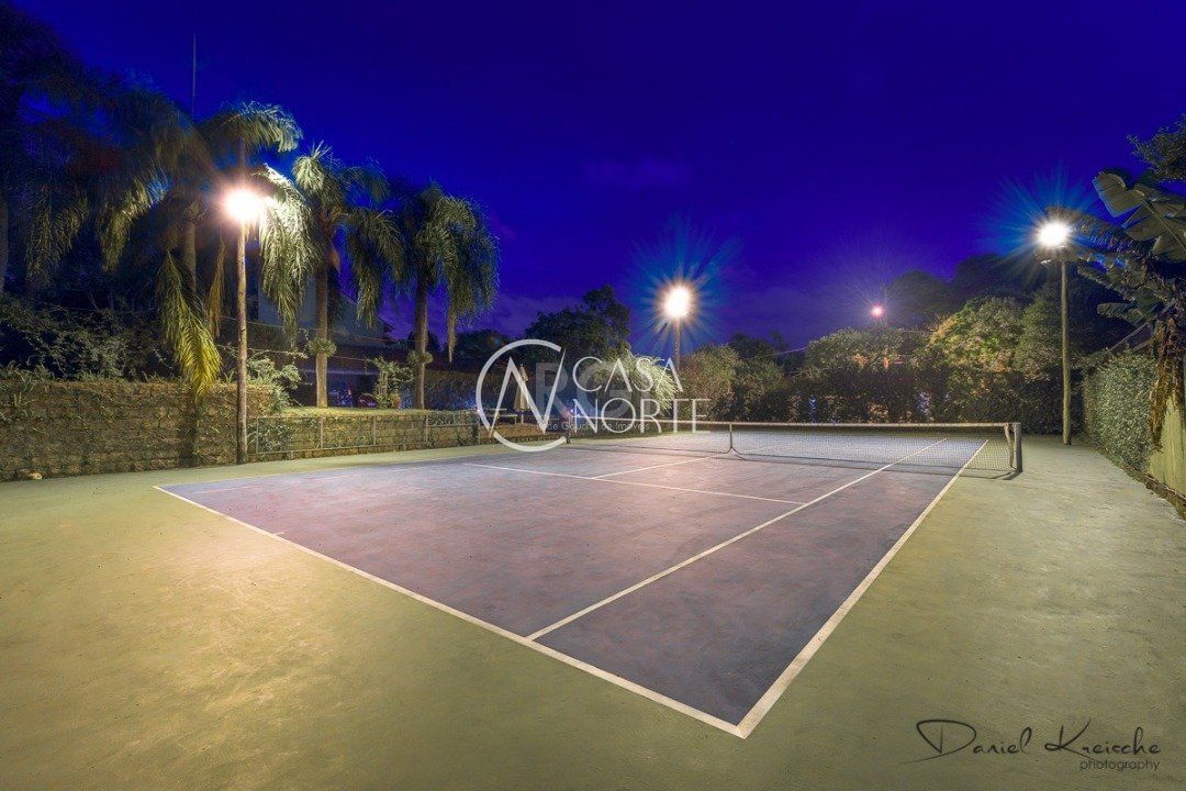 Casa à venda com 5 quartos, 418m², 1 suíte, 6 vagas, Rua Landel de Moura no bairro Tristeza em Porto Alegre