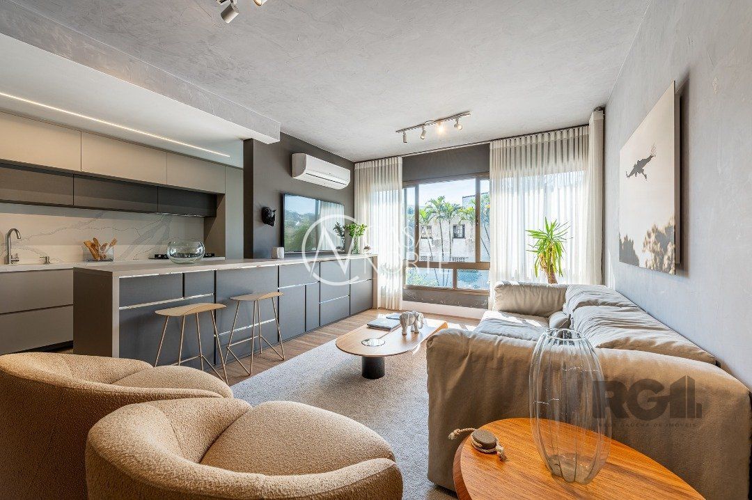 Apartamento à venda com 3 quartos, 94m², 1 suíte, 2 vagas, Rua Porto Calvo no bairro Ipanema em Porto Alegre