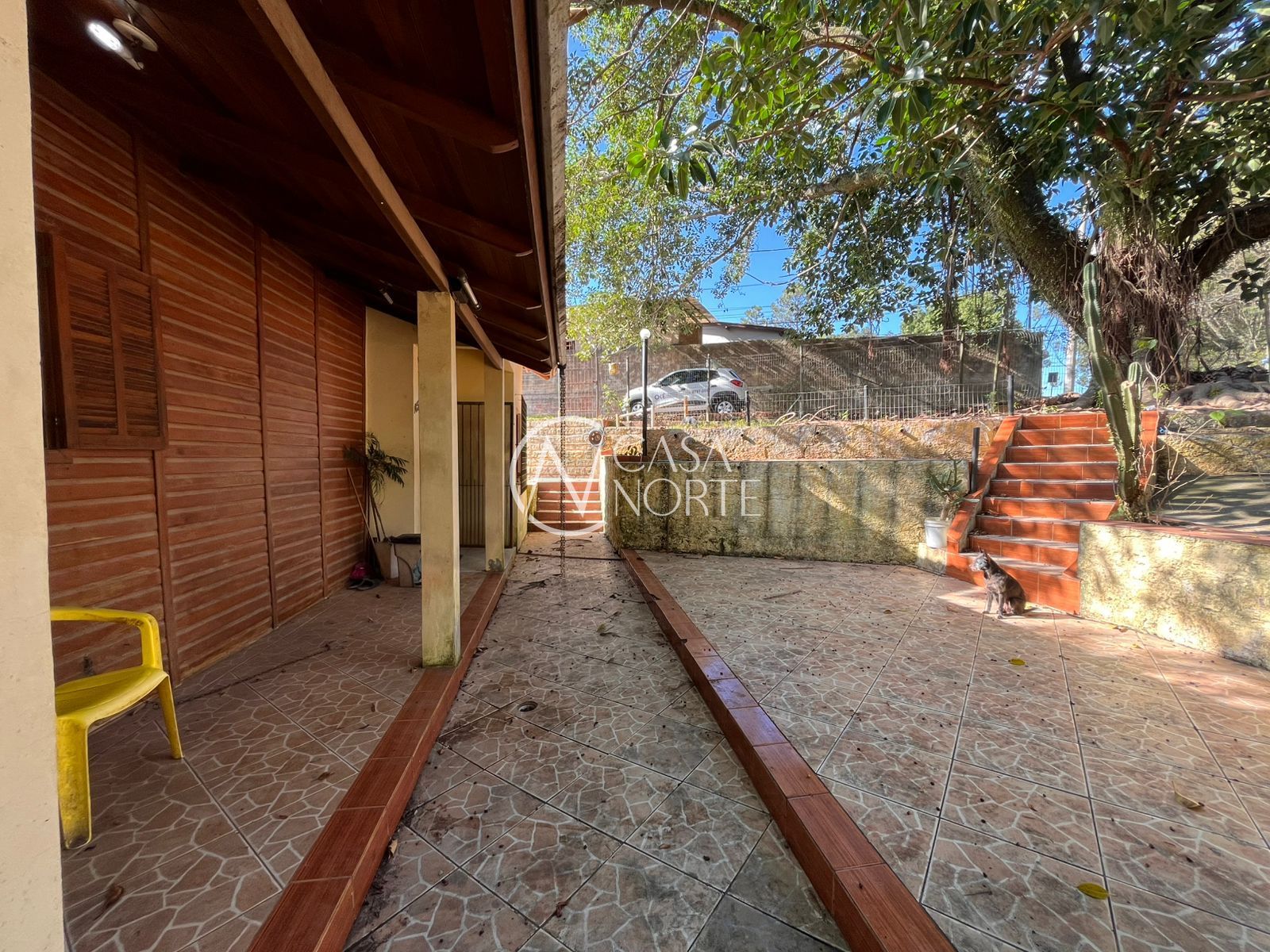 Casa à venda com 1 quarto, 81m², 1 vaga, Estrada Jorge Pereira Nunes no bairro Campo Novo em Porto Alegre