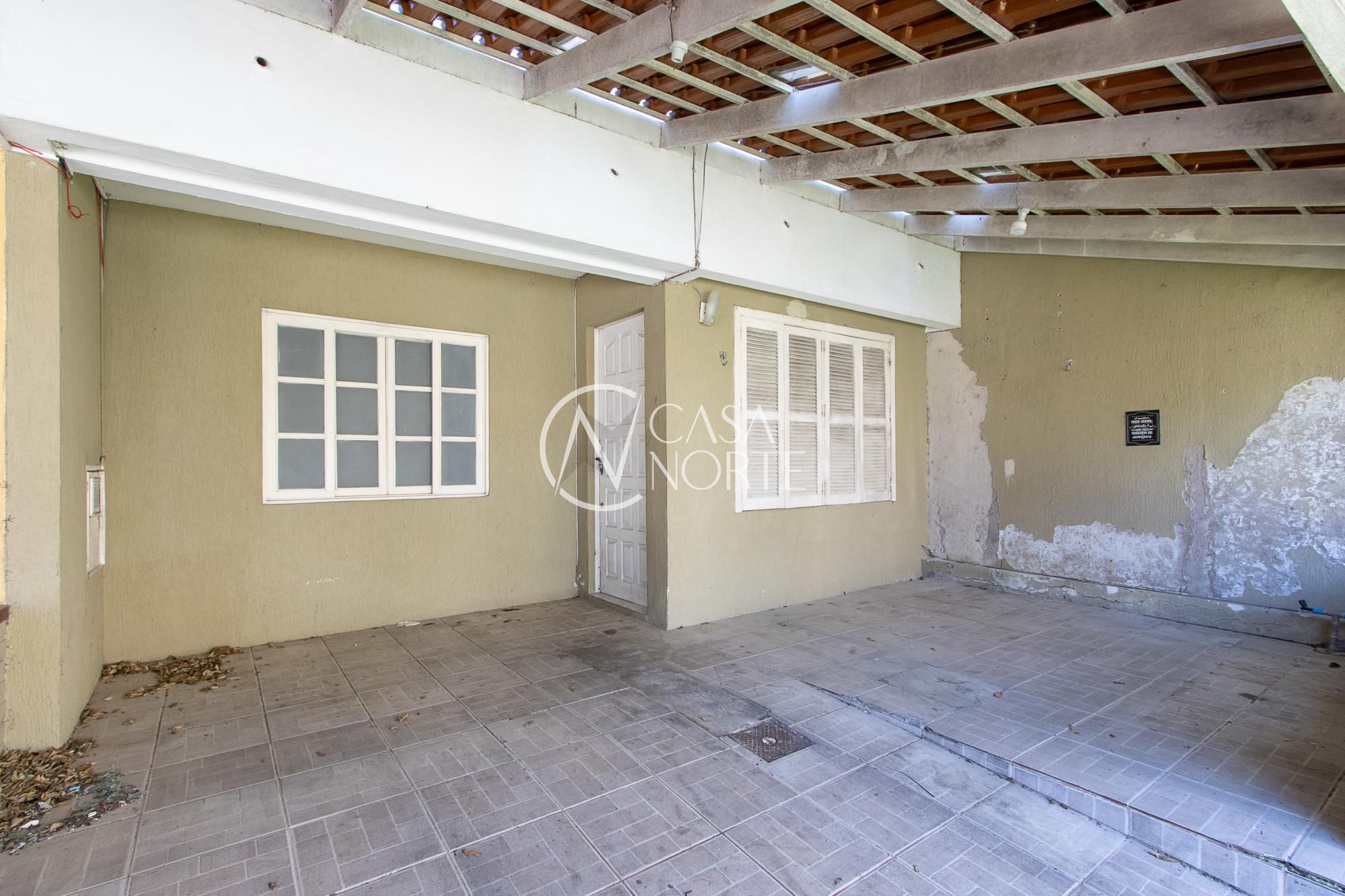 Casa de Condomínio à venda com 3 quartos, 122m², 2 vagas, Avenida Juca Batista no bairro Cavalhada em Porto Alegre