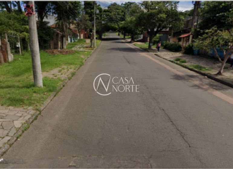 Casa à venda com 2 quartos, 145m², 2 vagas, Avenida Jacuí no bairro Cristal em Porto Alegre