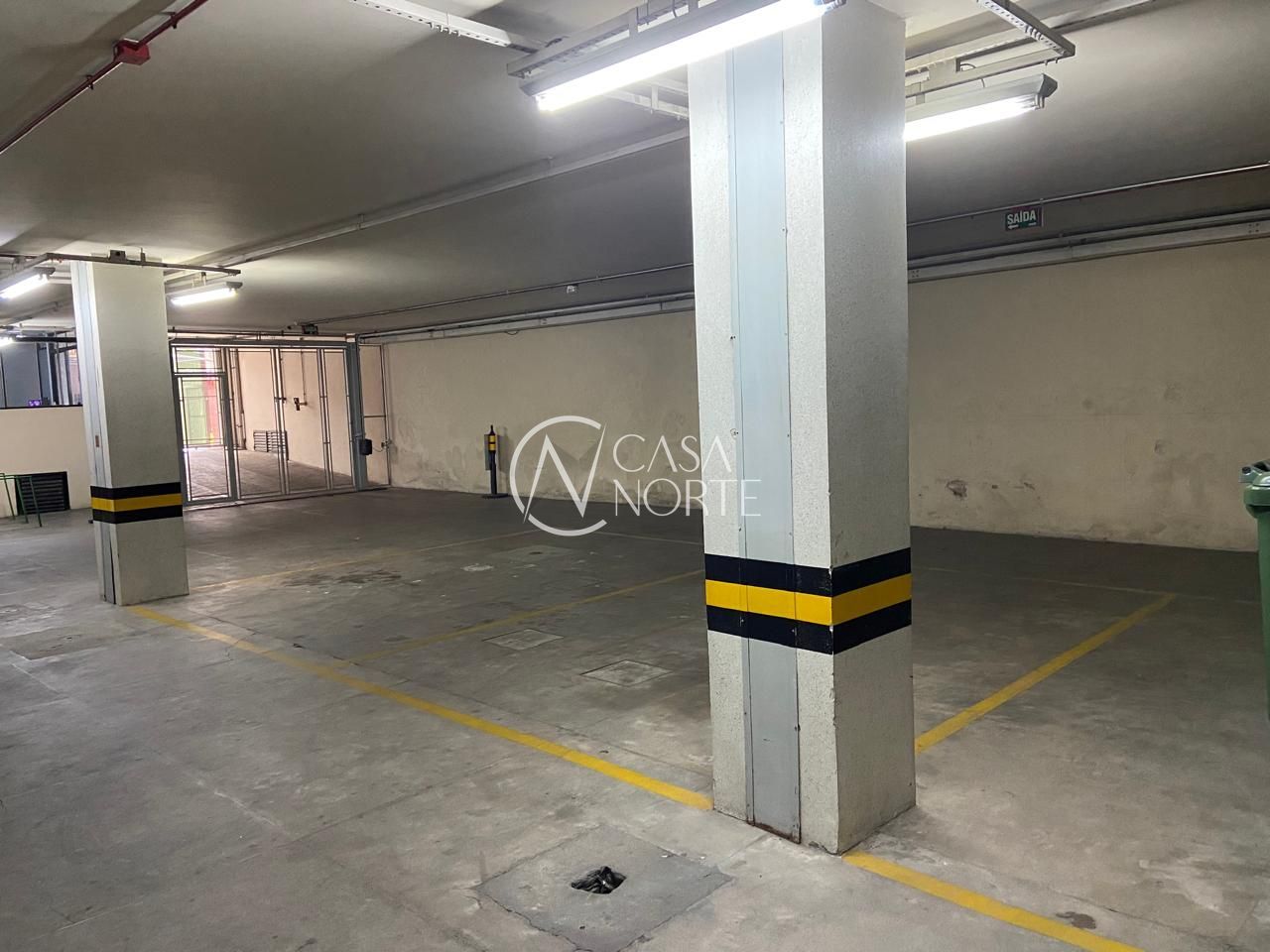 Box à venda , 330m², Avenida Alberto Bins no bairro Floresta em Porto Alegre