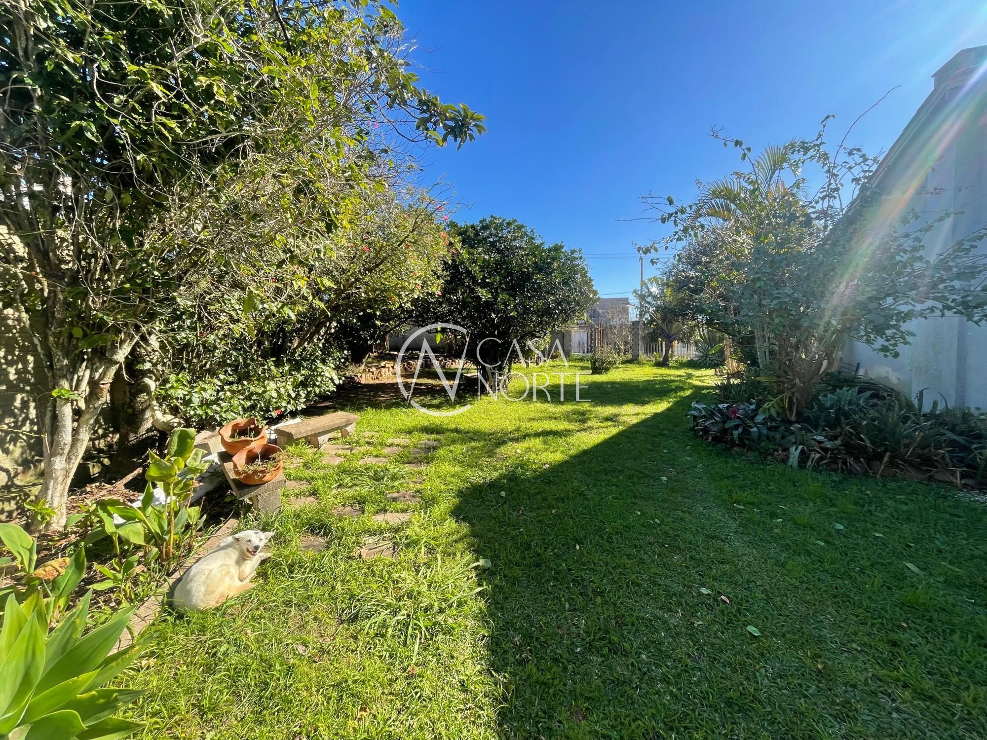 Terreno à venda  com 429m², Rua Professor Clemente Pinto no bairro Medianeira em Porto Alegre