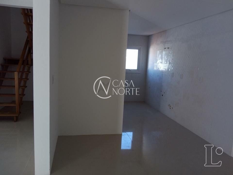 Casa à venda com 3 quartos, 160m², 1 suíte, Rua Jacunda no bairro Guarujá em Porto Alegre