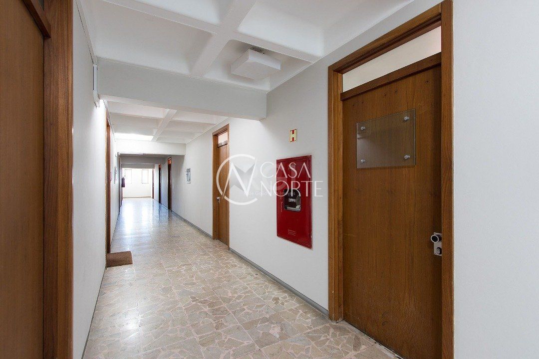 Sala Comercial à venda com 4 quartos, 194m², 4 vagas, Rua Furriel Luiz Antônio de Vargas no bairro Bela Vista em Porto Alegre