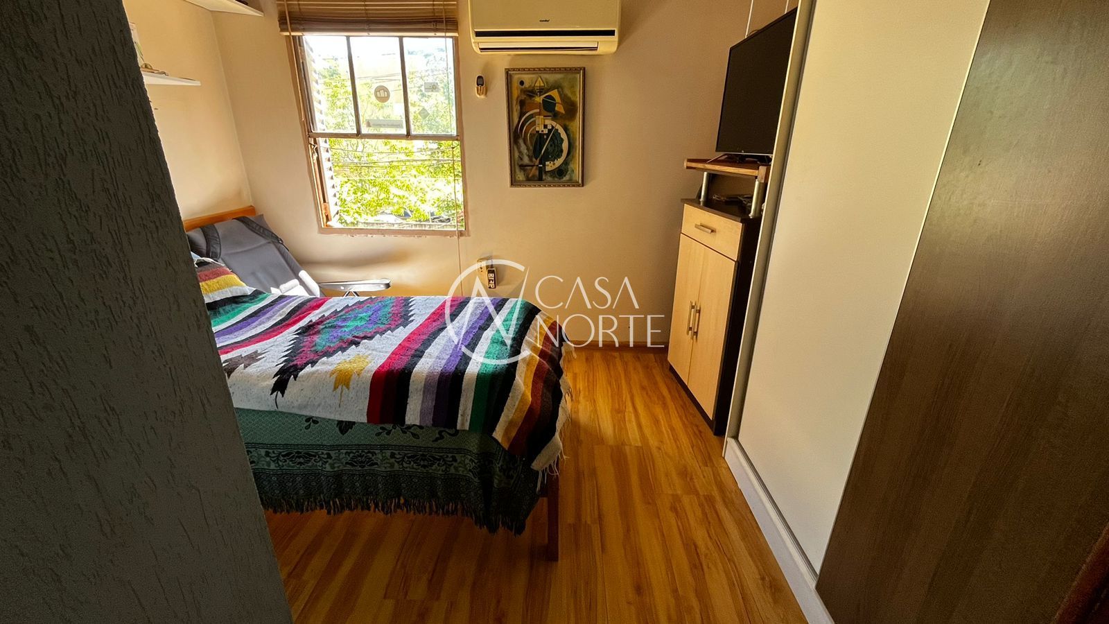 Casa de Condomínio à venda com 3 quartos, 55m², 1 vaga, Rua Mura no bairro Guarujá em Porto Alegre