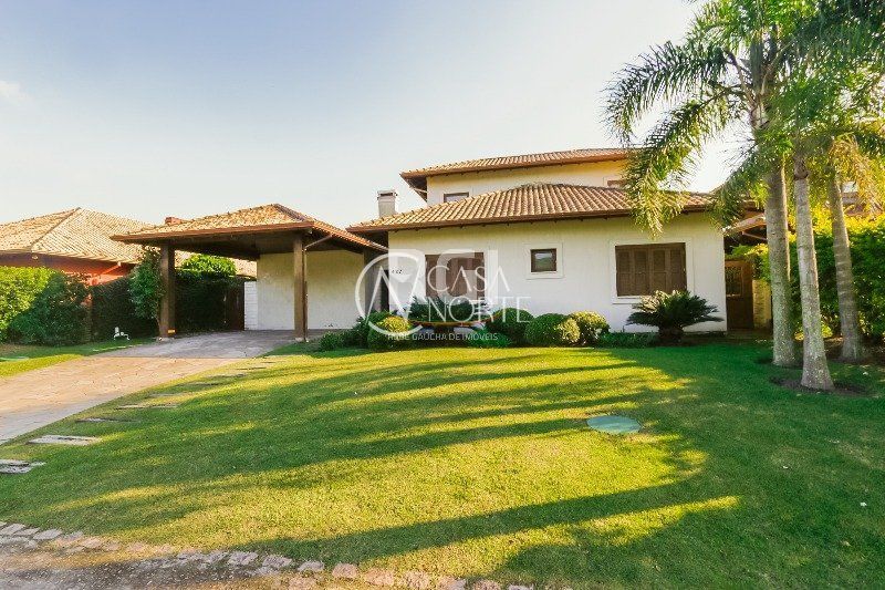 Casa de Condomínio à venda com 4 quartos, 322m², 4 suítes, 2 vagas, Avenida Juca Batista no bairro Belém Novo em Porto Alegre