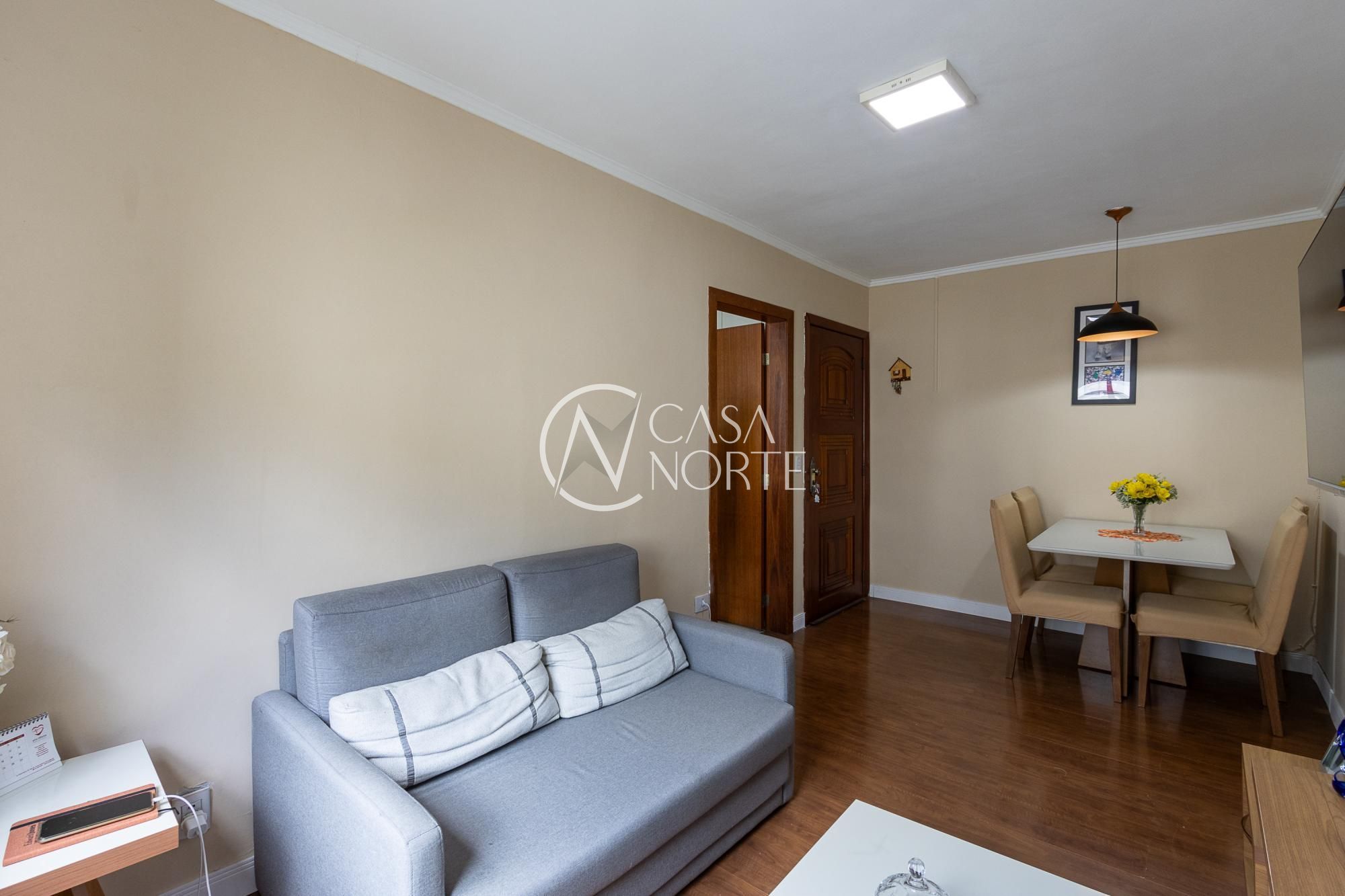 Apartamento à venda com 3 quartos, 65m², Rua Coronel Massot no bairro Cristal em Porto Alegre