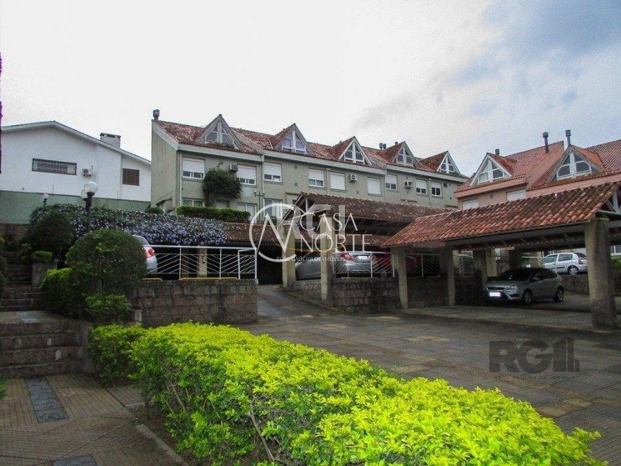 Casa de Condomínio à venda com 3 quartos, 116m², 1 suíte, 2 vagas, Avenida Cai no bairro Cristal em Porto Alegre