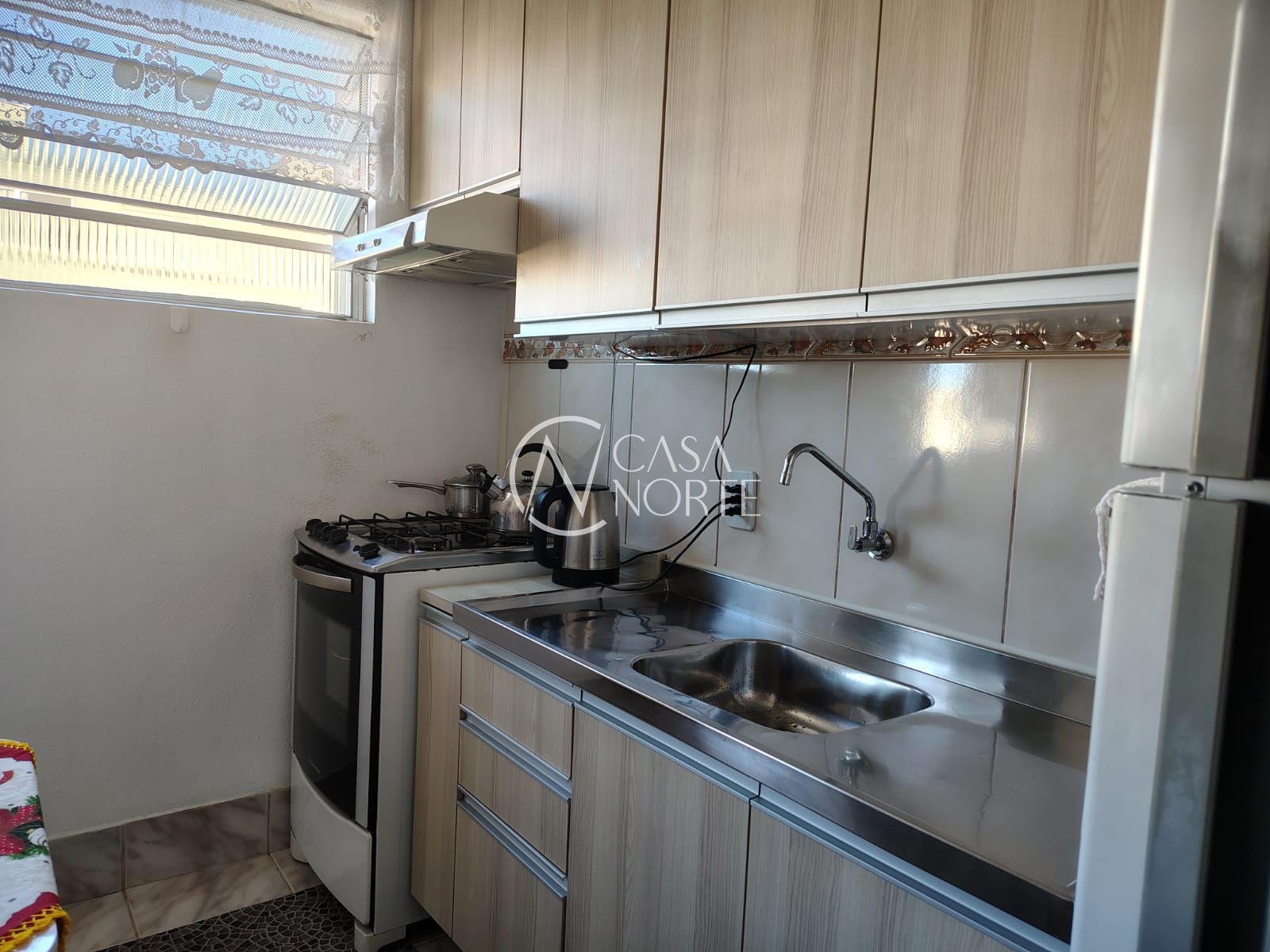 Apartamento à venda com 2 quartos, 54m², 1 vaga, Rua Padre João Batista Reus no bairro Camaquã em Porto Alegre