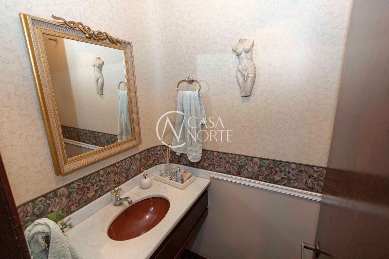 Casa à venda com 3 quartos, 420m², 2 suítes, 6 vagas, Rua Canto e Melo no bairro Nonoai em Porto Alegre