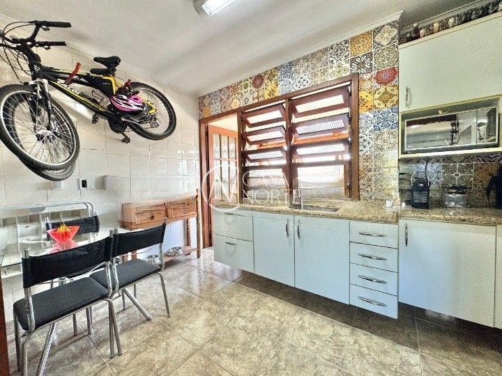 Cobertura à venda com 2 quartos, 168m², 1 suíte, 2 vagas, Rua Lindolfo Henke no bairro Sarandi em Porto Alegre