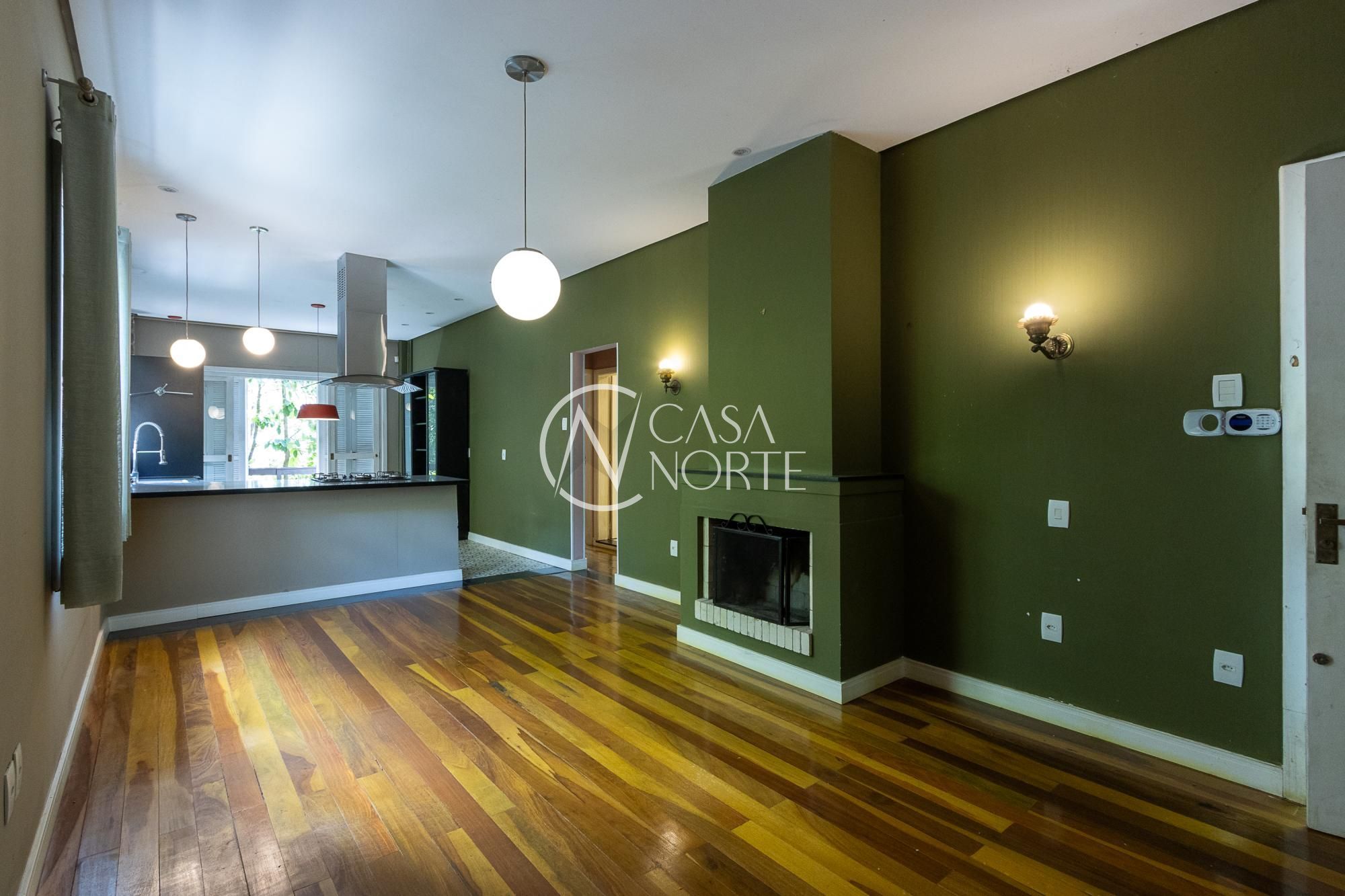 Casa à venda com 3 quartos, 185m², 1 suíte, 2 vagas, Rua dos Guaranis no bairro Espírito Santo em Porto Alegre