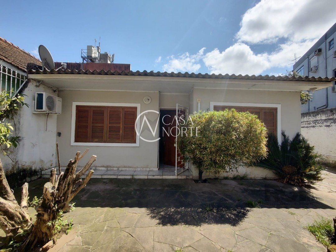 Casa à venda com 3 quartos, 280m², Rua Vicente Failace no bairro Tristeza em Porto Alegre