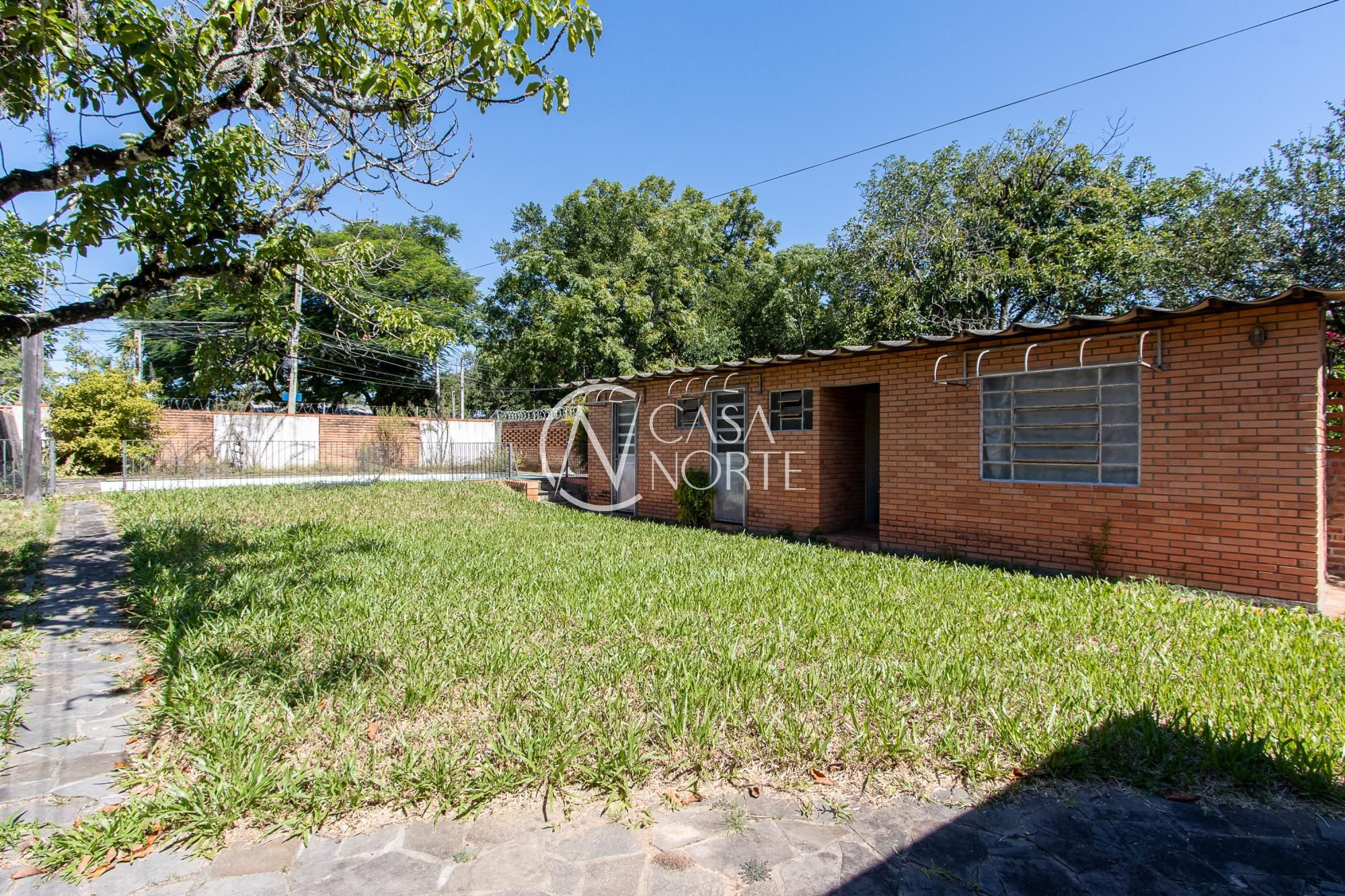 Casa à venda com 3 quartos, 100m², 4 vagas, Rua Rodolfo Breyer no bairro Belém Novo em Porto Alegre
