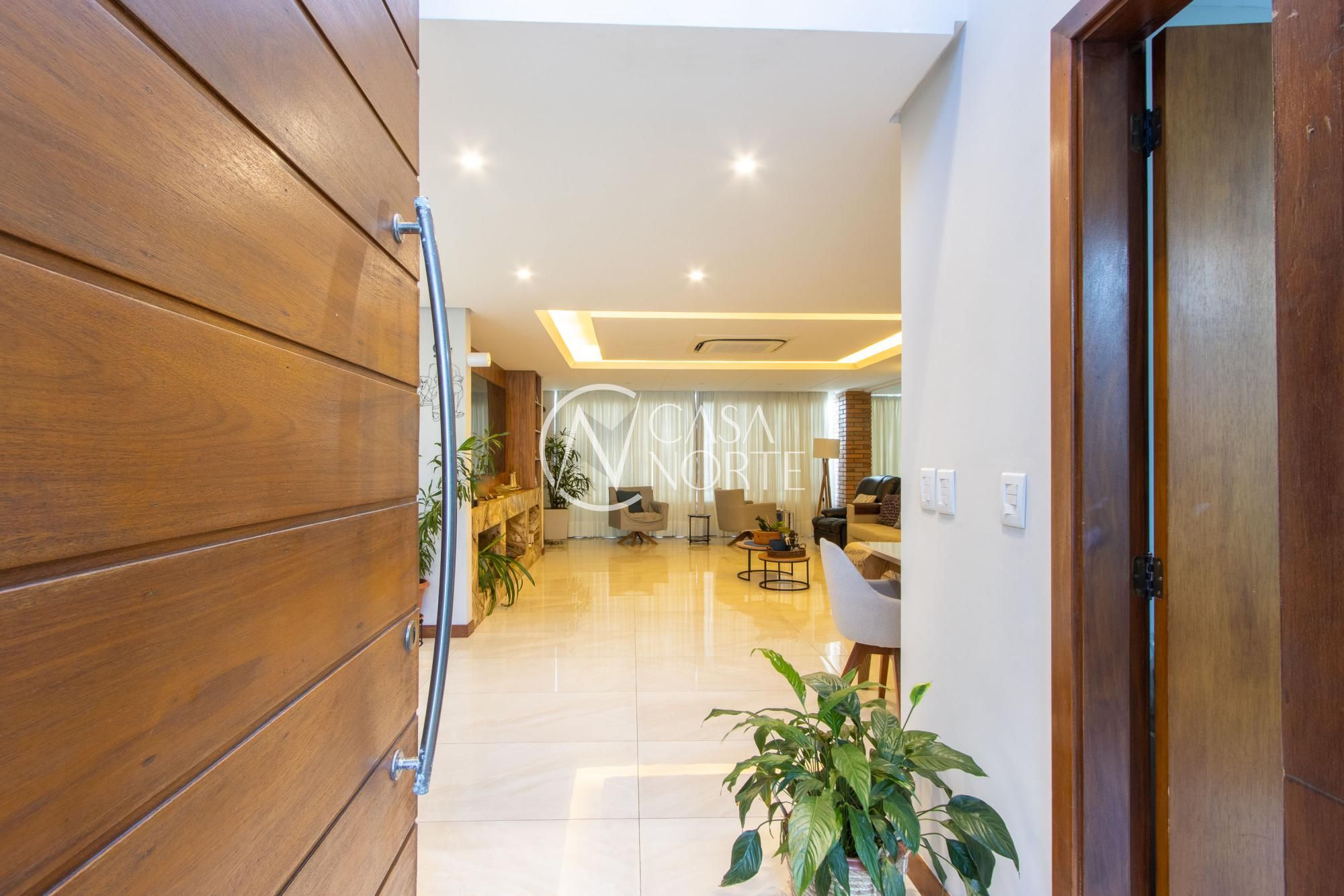 Casa de Condomínio à venda com 4 quartos, 340m², 2 suítes, 2 vagas, Rua Alcebíades Antônio dos Santos no bairro Nonoai em Porto Alegre