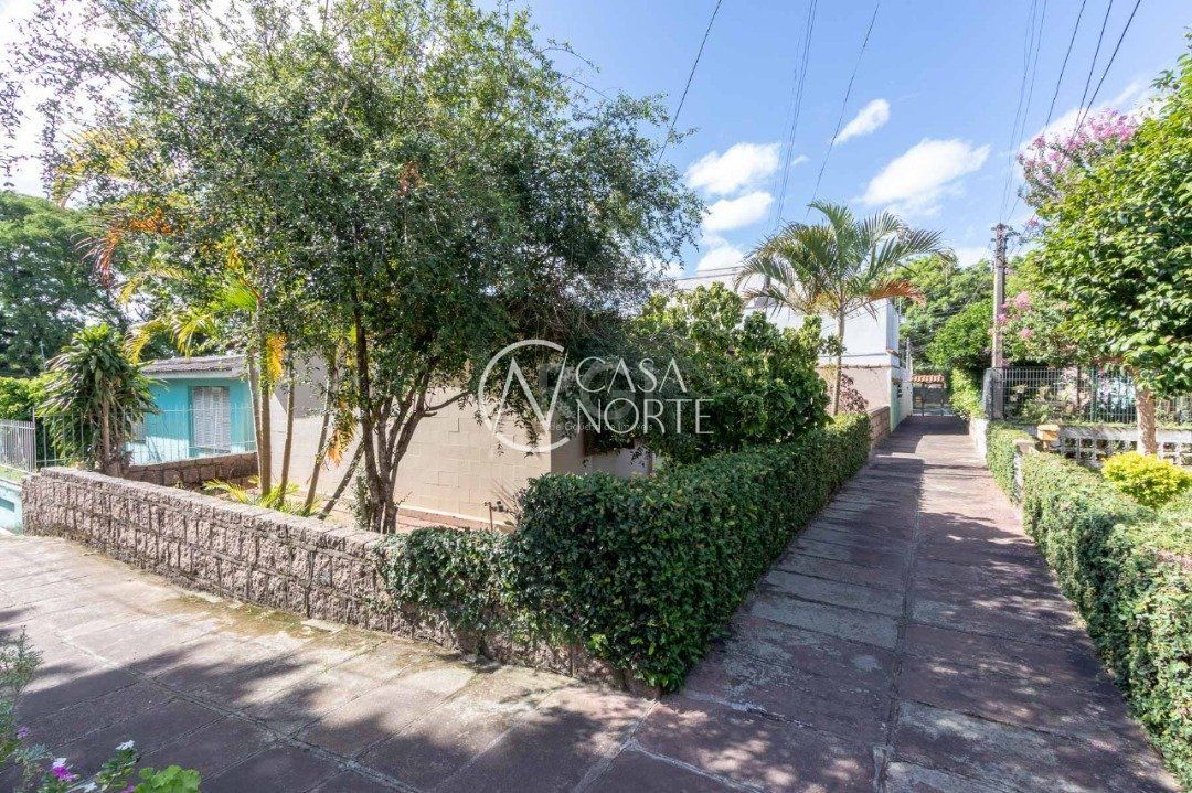 Casa de Condomínio à venda com 3 quartos, 73m², 1 suíte, 1 vaga, Rua Butuí no bairro Cristal em Porto Alegre