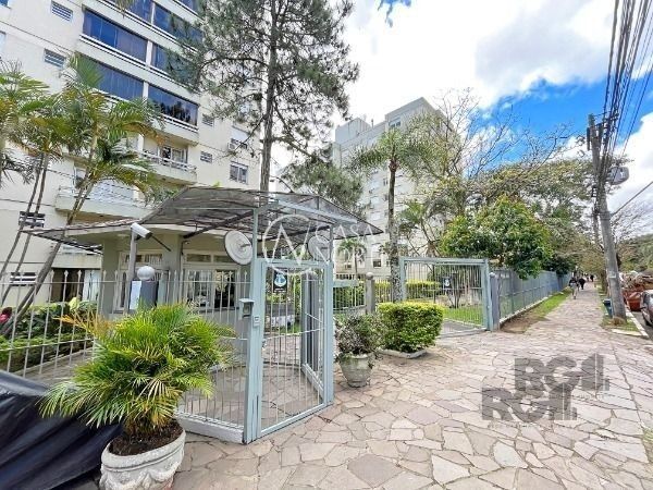 Apartamento à venda com 2 quartos, 61m², Rua Doutor Pereira Neto no bairro Tristeza em Porto Alegre