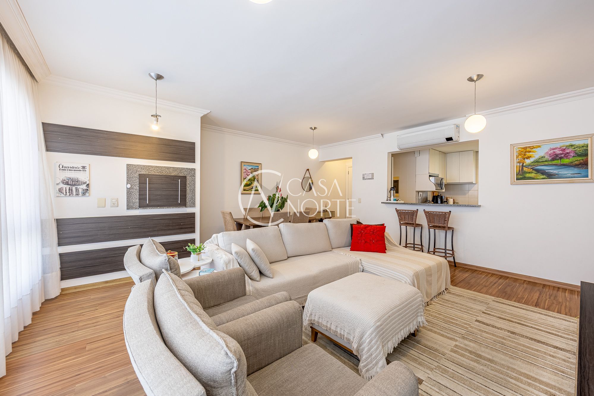 Apartamento à venda com 3 quartos, 105m², 1 suíte, 2 vagas, Rua Mário Leitão no bairro Petrópolis em Porto Alegre