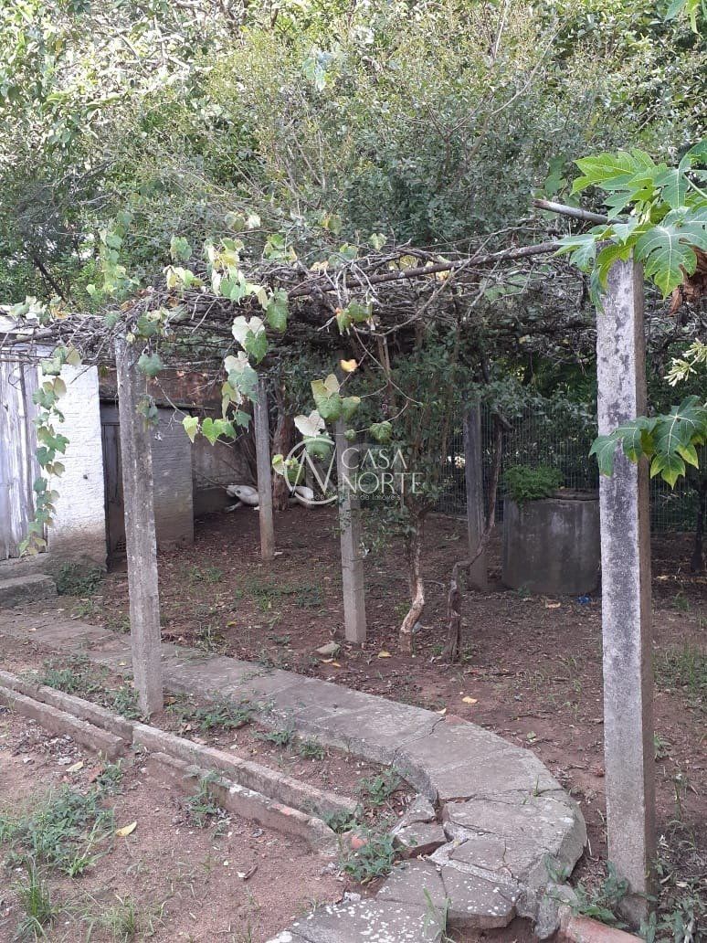 Casa à venda com 2 quartos, 80m², 3 vagas, Rua Doutor Cecilio Monza no bairro Belém Novo em Porto Alegre