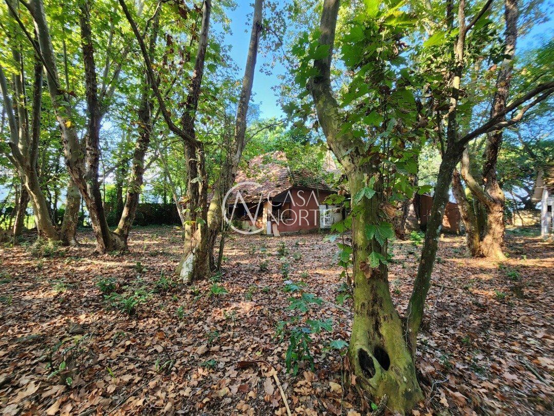 Terreno à venda  com 5322m², Avenida Coronel Marcos no bairro Pedra Redonda em Porto Alegre