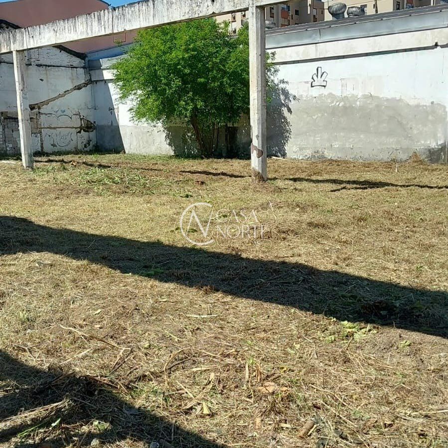 Terreno à venda  com 680m², Avenida Icaraí no bairro Cristal em Porto Alegre