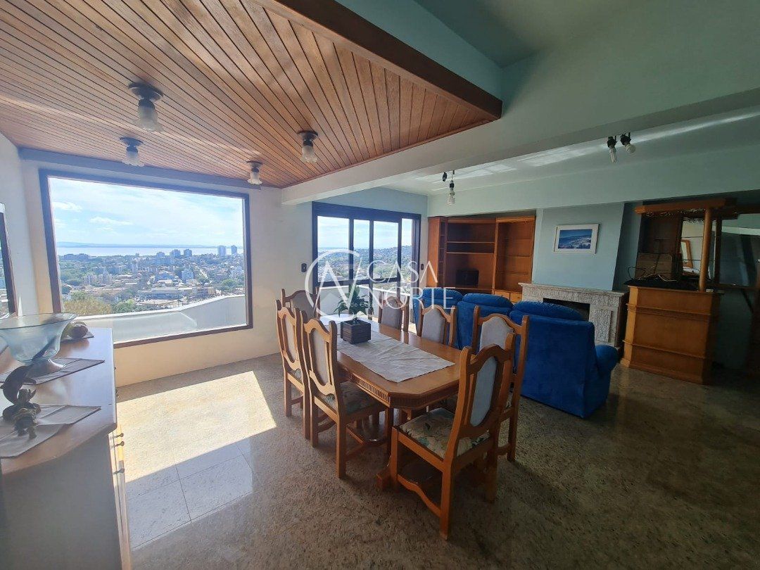 Casa à venda com 5 quartos, 464m², 4 suítes, 4 vagas, Rua Alcebiades Antônio dos Santos no bairro Nonoai em Porto Alegre