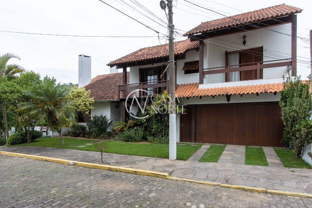 Casa de Condomínio à venda com 4 quartos, 184m², 2 suítes, 2 vagas, Rua Professor Antônio José Remião no bairro Espírito Santo em Porto Alegre